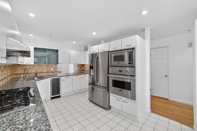 57 Boulder Ridge Road 57, Scarsdale, NY 10583