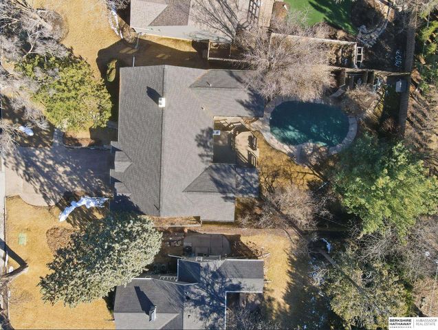 6477 Cuming Street, Omaha, NE 68132