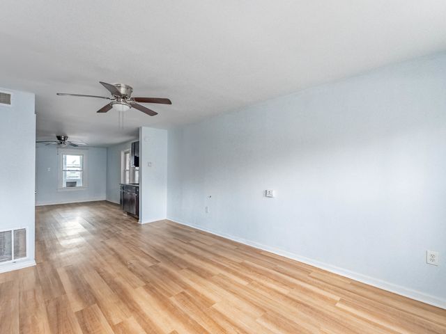 2749 S Trumbull Avenue, Chicago, IL 60623