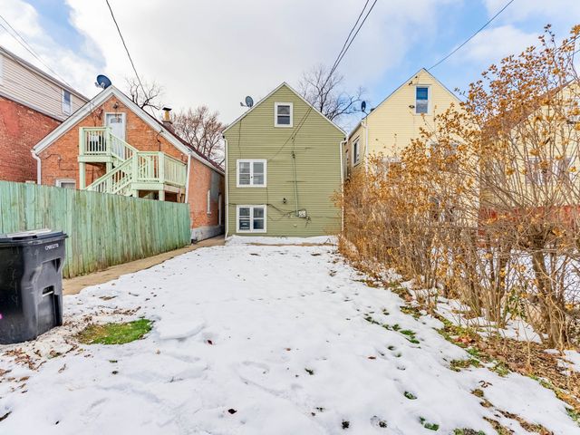 2749 S Trumbull Avenue, Chicago, IL 60623