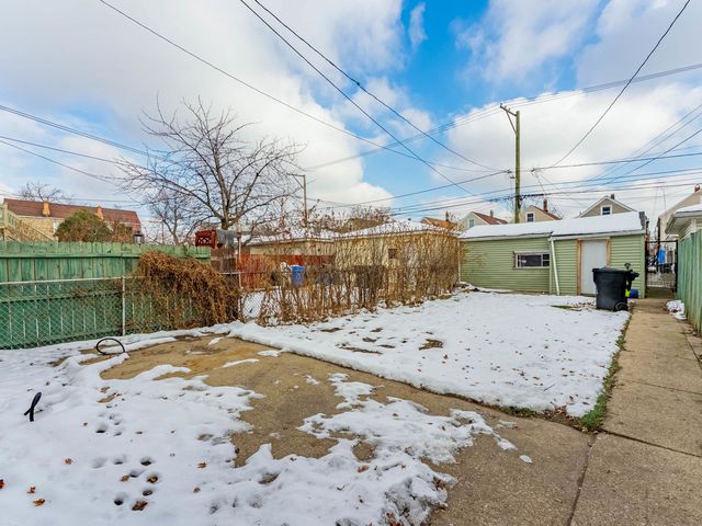 2749 S Trumbull Avenue, Chicago, IL 60623