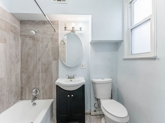 2749 S Trumbull Avenue, Chicago, IL 60623