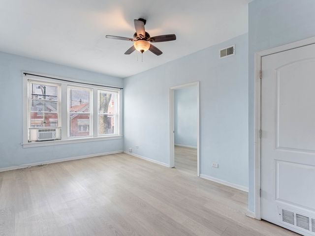 2749 S Trumbull Avenue, Chicago, IL 60623