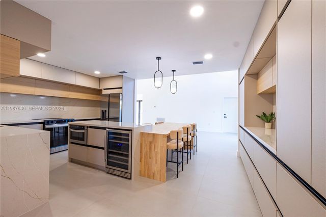 12271 SW 95th St, Miami, FL 33186