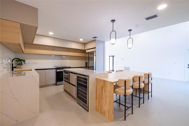 12271 SW 95th St, Miami, FL 33186