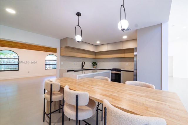 12271 SW 95th St, Miami, FL 33186