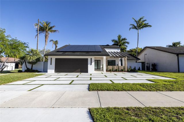 12271 SW 95th St, Miami, FL 33186