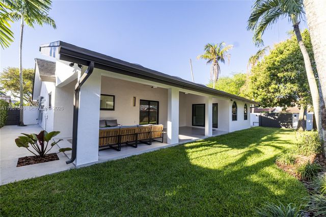 12271 SW 95th St, Miami, FL 33186