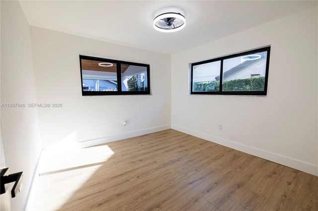 12271 SW 95th St, Miami, FL 33186