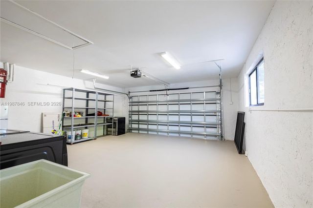 12271 SW 95th St, Miami, FL 33186