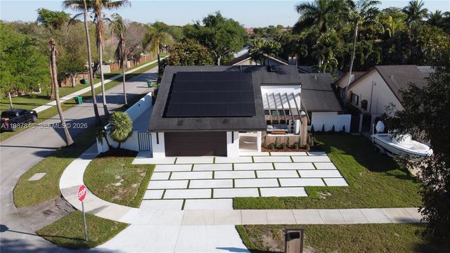 12271 SW 95th St, Miami, FL 33186