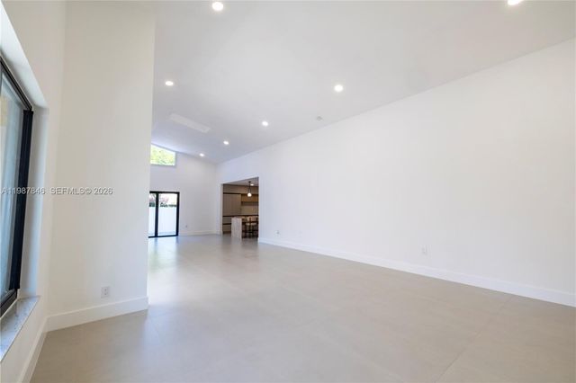 12271 SW 95th St, Miami, FL 33186