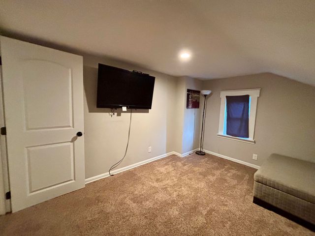 1230 Central Row Road, Elsmere, KY 41018