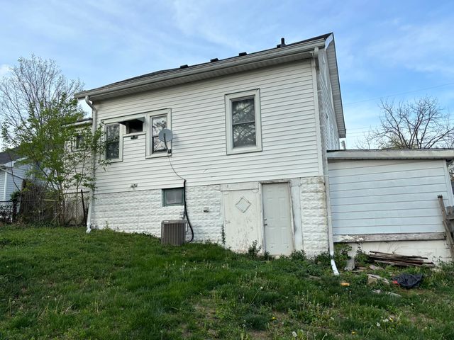 1230 Central Row Road, Elsmere, KY 41018