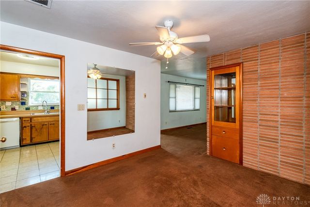 303 E Whittier Avenue, Fairborn, OH 45324