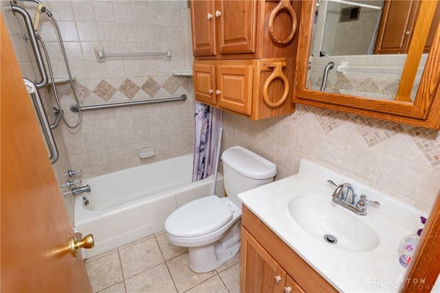 303 E Whittier Avenue, Fairborn, OH 45324