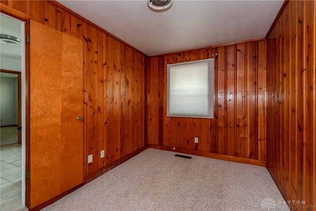 303 E Whittier Avenue, Fairborn, OH 45324