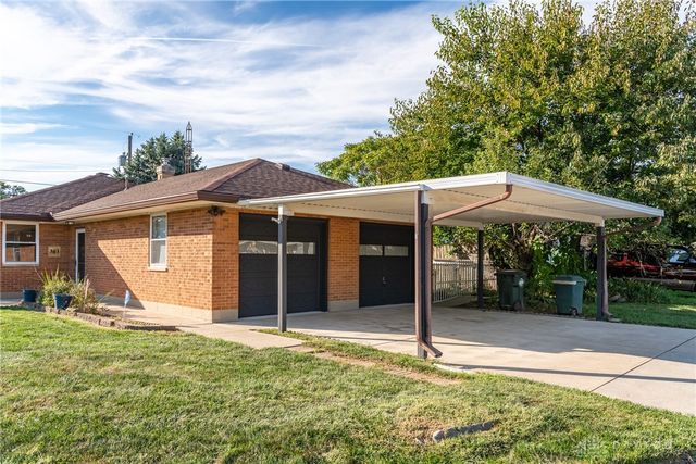 303 E Whittier Avenue, Fairborn, OH 45324