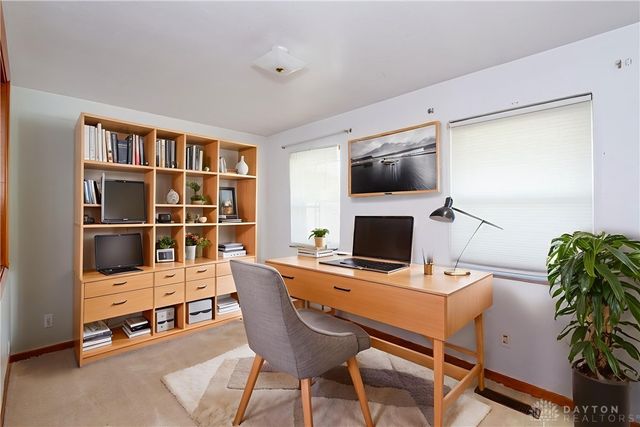 303 E Whittier Avenue, Fairborn, OH 45324