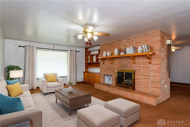 303 E Whittier Avenue, Fairborn, OH 45324