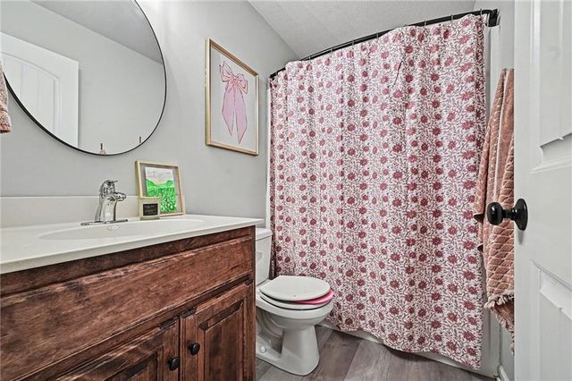 1857 Shannon Drive, Liberty, MO 64068