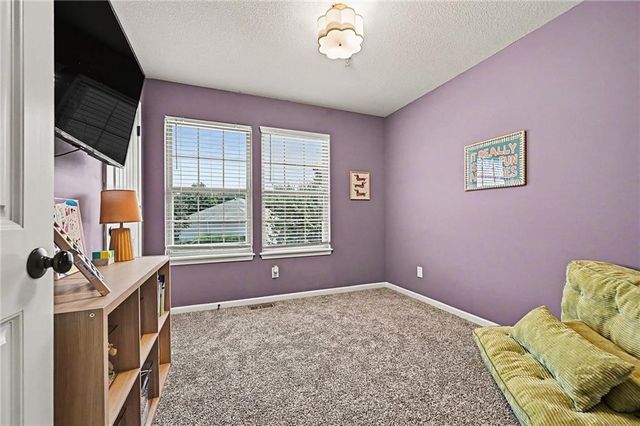 1857 Shannon Drive, Liberty, MO 64068