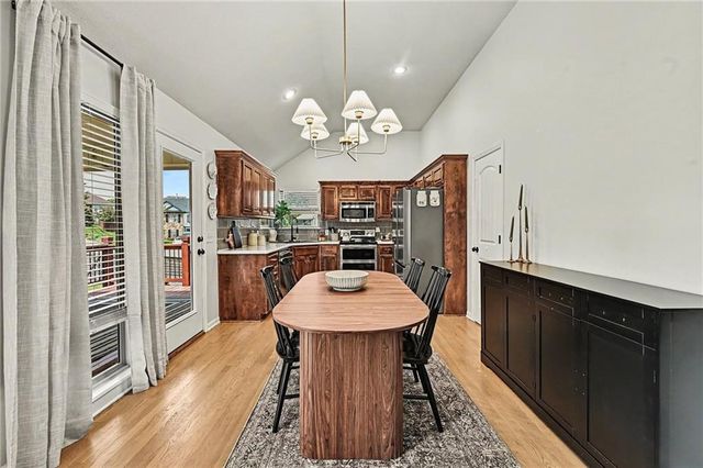 1857 Shannon Drive, Liberty, MO 64068