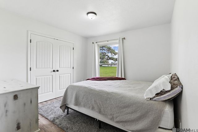 7284 Island Rd, Jarreau, LA 70749