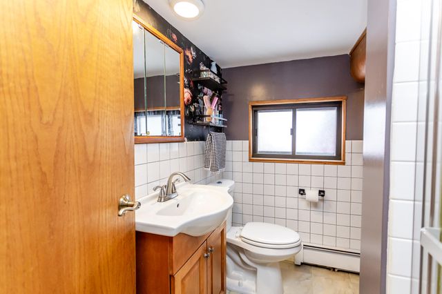 42 Indi Illi Pkwy, Hammond, IN 46324