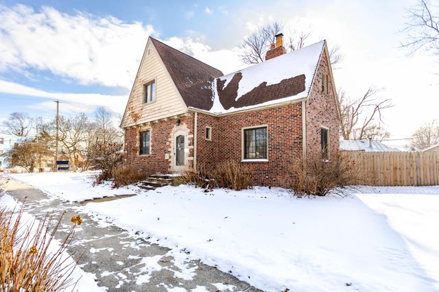 42 Indi Illi Pkwy, Hammond, IN 46324