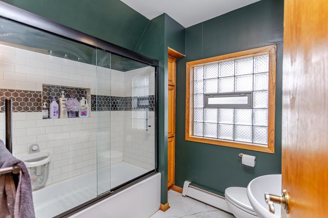 42 Indi Illi Pkwy, Hammond, IN 46324