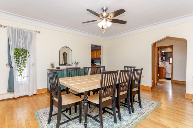 42 Indi Illi Pkwy, Hammond, IN 46324