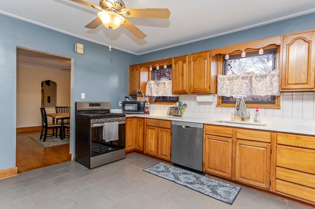 42 Indi Illi Pkwy, Hammond, IN 46324