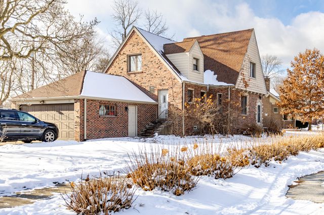 42 Indi Illi Pkwy, Hammond, IN 46324