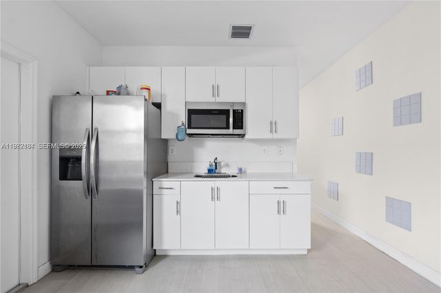 11932 SW 241st Ter 11932, Homestead, FL 33032