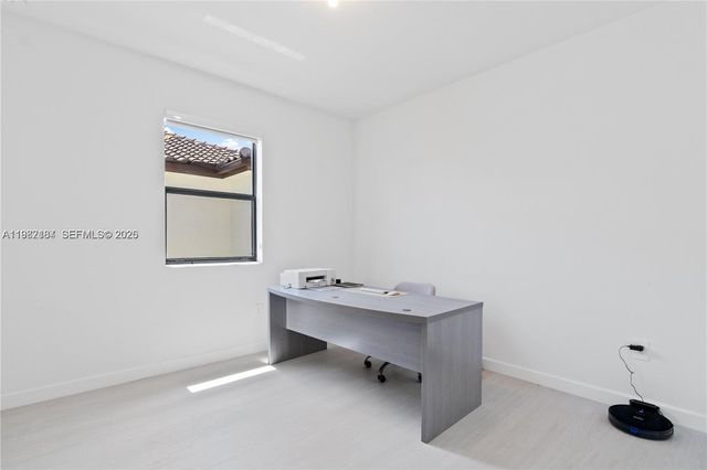 11932 SW 241st Ter 11932, Homestead, FL 33032