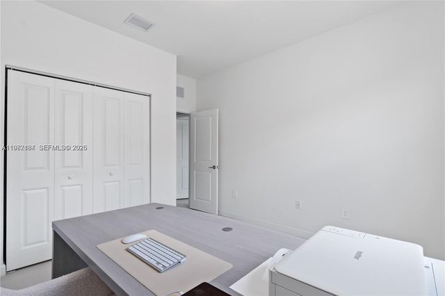 11932 SW 241st Ter 11932, Homestead, FL 33032