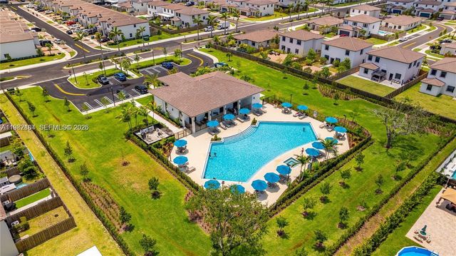 11932 SW 241st Ter 11932, Homestead, FL 33032