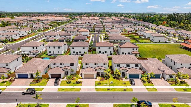 11932 SW 241st Ter 11932, Homestead, FL 33032