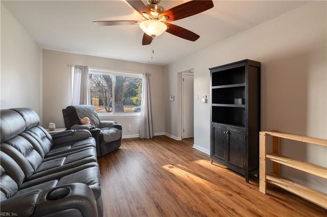 228 Palace Green BLVD, Virginia Beach, VA 23452