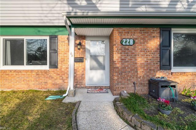 228 Palace Green BLVD, Virginia Beach, VA 23452