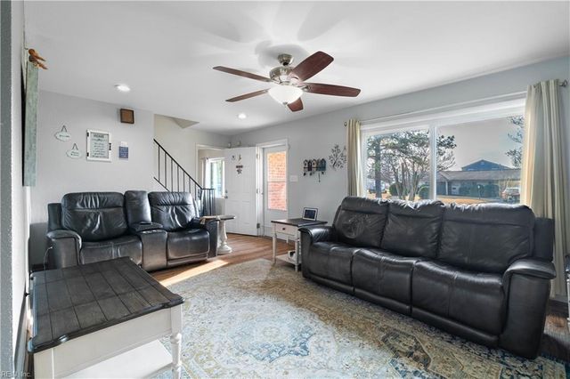 228 Palace Green BLVD, Virginia Beach, VA 23452