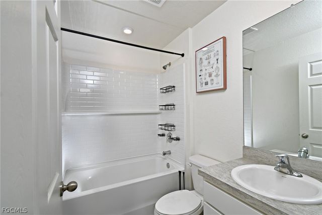 2514 19th ST SW, Lehigh Acres, FL 33976