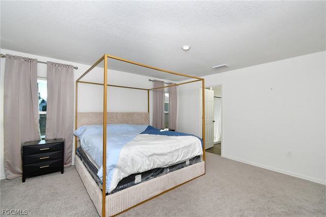 2514 19th ST SW, Lehigh Acres, FL 33976