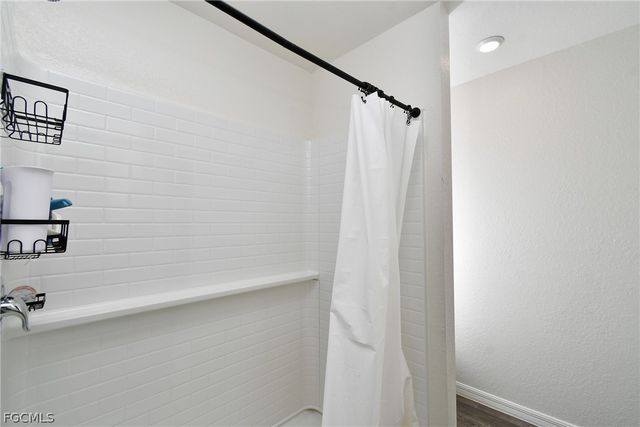 2514 19th ST SW, Lehigh Acres, FL 33976