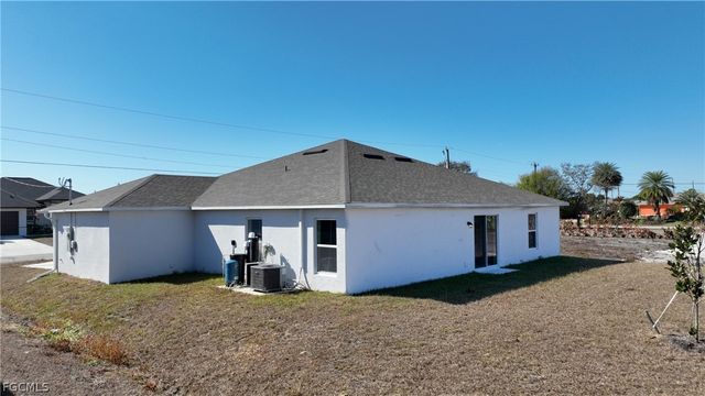 2514 19th ST SW, Lehigh Acres, FL 33976