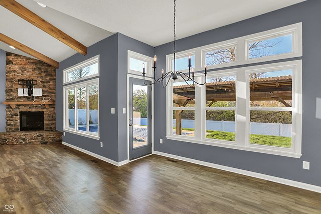 1515 W Springhurst Boulevard, Greenfield, IN 46140