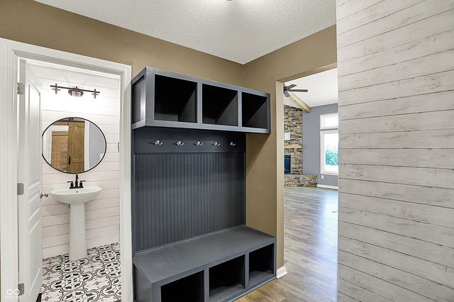 1515 W Springhurst Boulevard, Greenfield, IN 46140