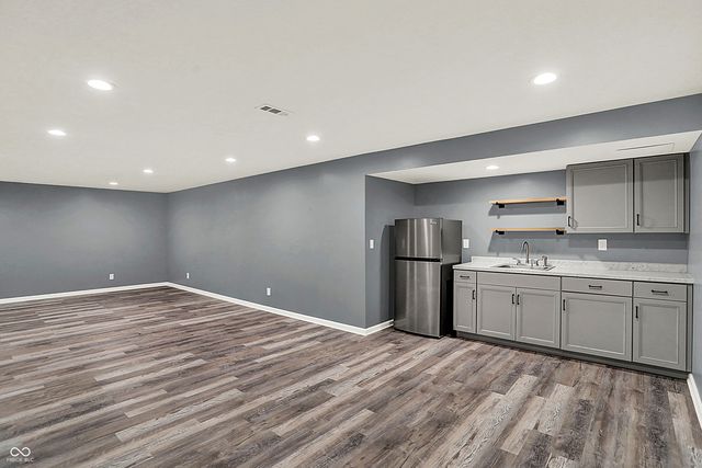 1515 W Springhurst Boulevard, Greenfield, IN 46140