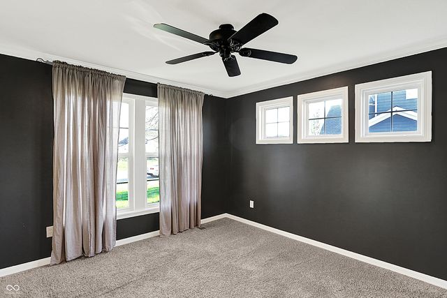 1515 W Springhurst Boulevard, Greenfield, IN 46140